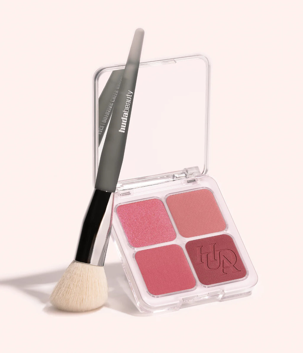 DIFFUSING CHEEK BRUSH